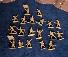 Lot  C Jouet figurines