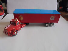 Camion Mack Corgi aux couleurs du cirque chipperfields