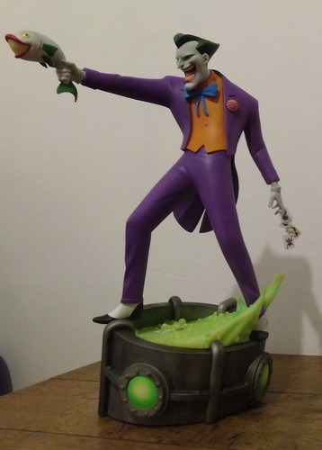 Statue joker regular version - statue,