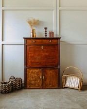 Honoré, le secrétaire en