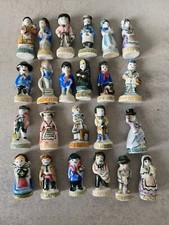 LOT 23 FEVES  METIER ET PAYS       LOT K