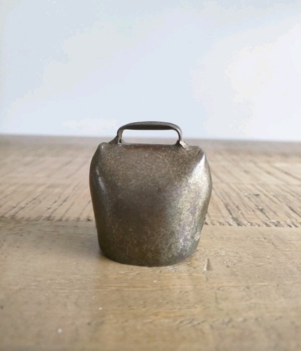 Ancienne petite mini cloche - mini,