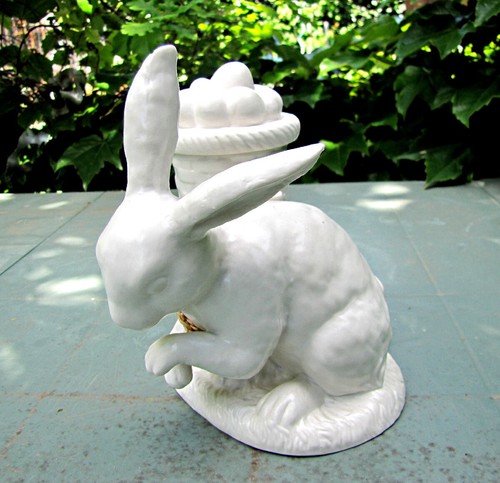 Superbe lapin pâques - de,