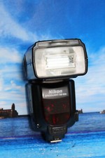 FLASH NIKON SPEEDLIGHT SB- 900