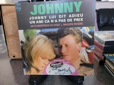 je vend  une pochette vide  de