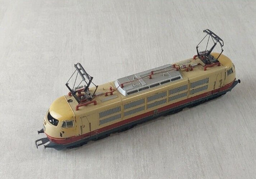 Ancienne locomotive