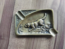 Cendrier vintage en bronze à décor de chien de chasse en relief