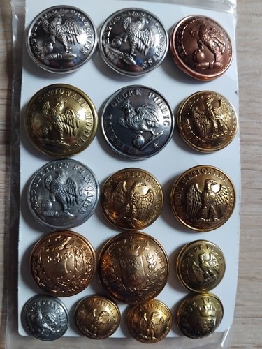 Lot boutons - 16,