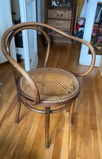 Paire de fauteuils J J Kohn