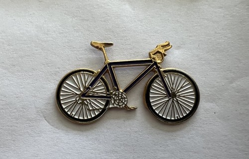 Pin lapel badge spilla - badge,