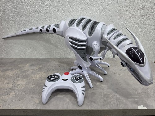 Wow wee roboraptor - wow,