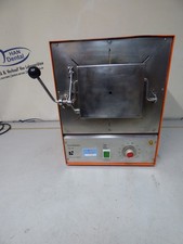 Four de préchauffage Heraeus