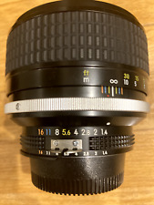 Nikon AIS 85 mm f1.4, Objectif en excellent état