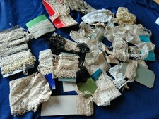 1   LOT DE DENTELLES DIVERSES