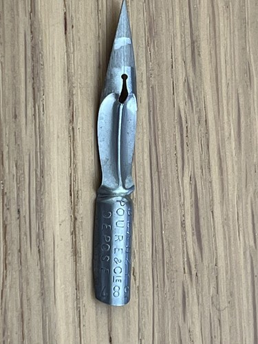 Plume ancienne 587 - ancienne,
