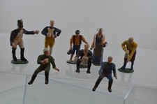 LOT DE 8 PERSONNAGES EN PLOMB PEINT MAIS A TERMINER EPOQUE PREMIER EMPIRE LOT M