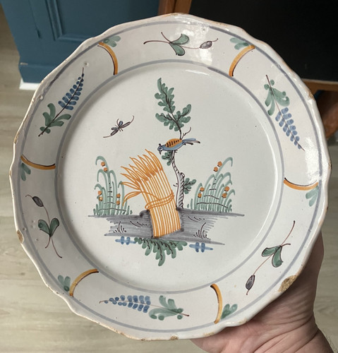 Ancienne belle assiette - ancienne,