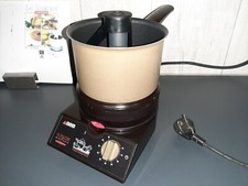 LE SAUCIER SEB à minuterie + livret de recettes En  bon état  (2)