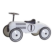 Voiture à roulettes rétro