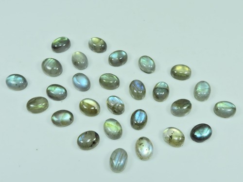 Cabochon ovale labradorite - en,