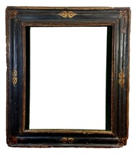 ANCIEN CADRE. BOIS SCULPTÉ