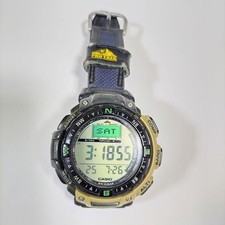 Montre beige CASIO Pro Trek PRG-40 remplacée par batterie