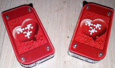 LOT DE 2  BRIQUETS NEUFS A GAZ