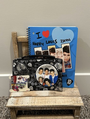 One direction merch bundle - one,