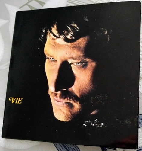 Johnny hallyday vie - johnny, cd