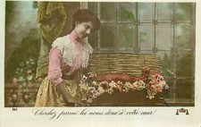 CP CHERCHEZ PARMI LES NOMS DOUX A VOTRE COEUR FEMME POISSON DANS MALLE FLEURS