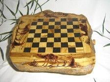 échiquier en bois et figurines en plomb 