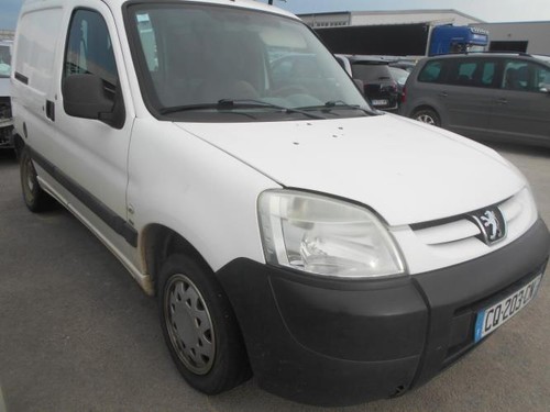 Baie pare brise peugeot - baie,