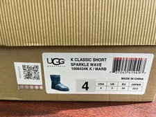 UGG Kids US 4 Classic Short