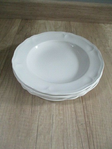 Assiettes blanches semi - assiettes,