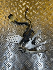 Platine repose pieds avant droite pour YAMAHA R 1