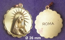 vintage MEDAILLE RELIGIEUSE LA VIERGE A L'ENFANT métal doré