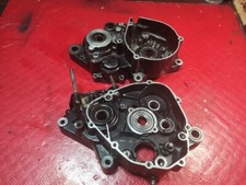 2 CARTERS  GAUCHE et DROIT origine 125 YZ 3N8 1980 ,bon état.