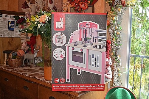 cuisine en bois neuve  janod