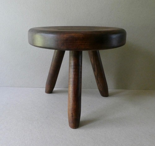Tabouret vacher tripode - de, en