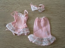 Ensemble Jupon+ brassière + guêpière rose   Vintage  Barbie MATTEL ""