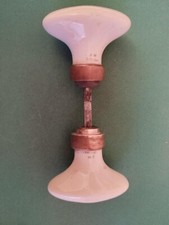 ANCIENNE PAIRE POIGNEE PORTE PORCELAINE LAITON OVALES JM LIMOGES