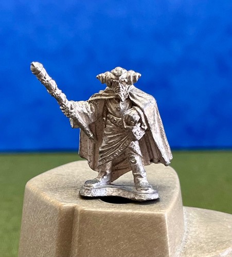 Citadel figurine miniature - citadel,