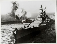 USS "Missouri" BB 63,  bombarding Korea , october 1950