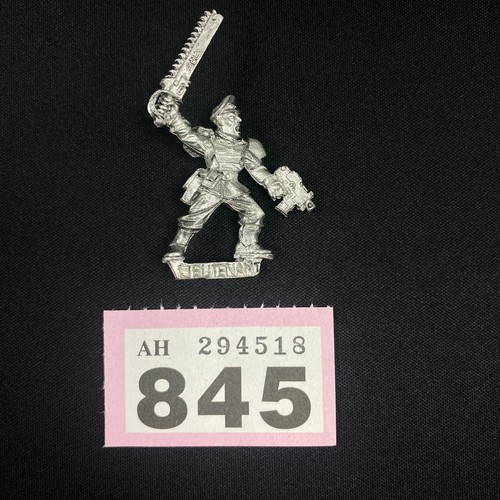 Lieutenant cadian warhammer - lieutenant,