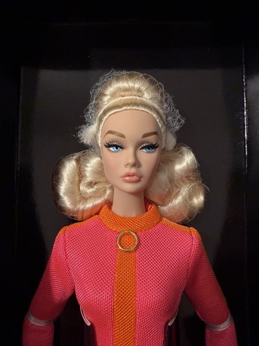 Illusive beauty poppy parker - beauty,