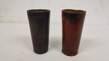 Anciens Gobelets En Cuir Pour