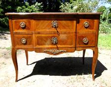 Ancienne grande commode Style LXVI en noyer bronzes et marqueterie Bois précieux