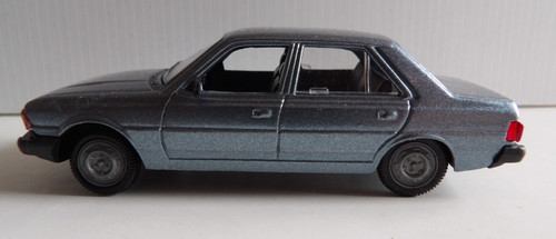 Peugeot 305 gris - 305, norev