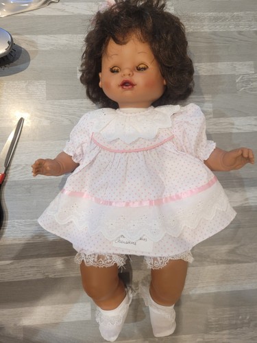 Poupée noire famosa rare - poupée,