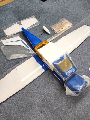 Cessna airplane - cessna,